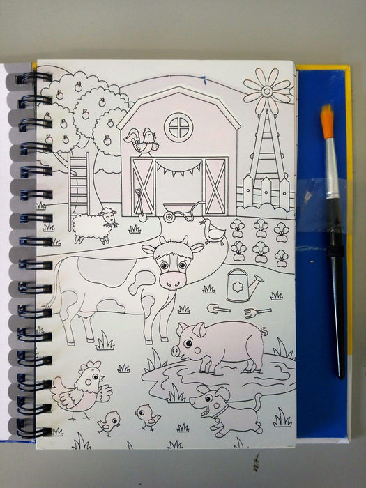 Moo and Baa farm - Magic Water Colouring Book