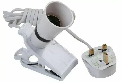 Clip-On BC Lamp Holder with 2m Mains Lead White - PRO ELEC PEL00523