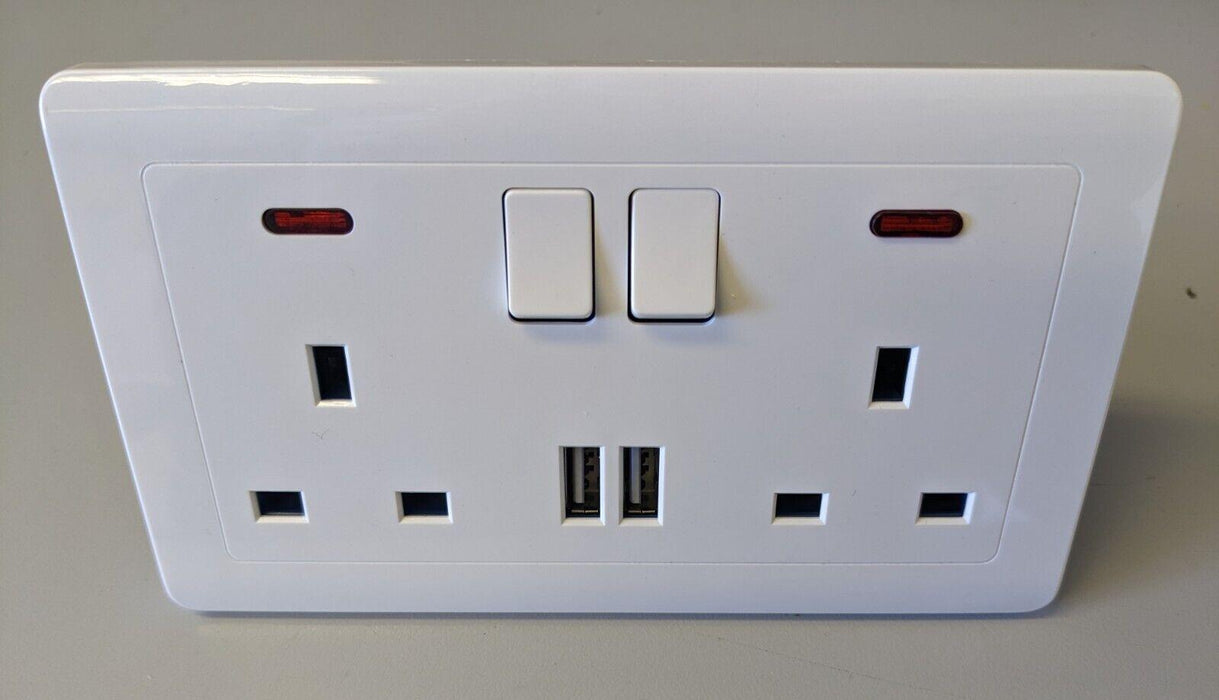 Double Wall Plug Socket 2 Gang 13A with 2 Charger USB Ports