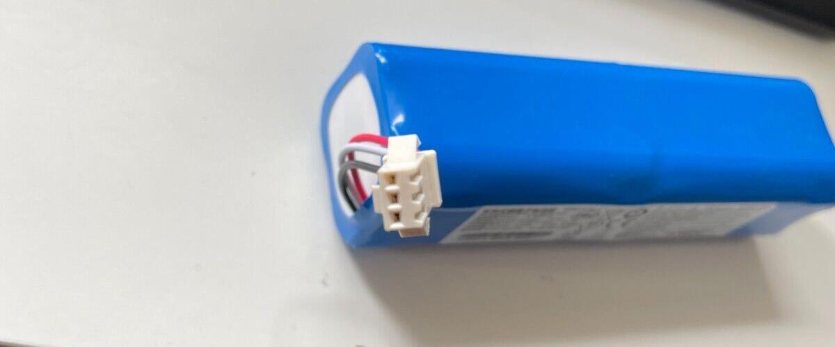 T-4S2P-A New Genuine 5.2Ah 74.88Wh 14.4V Replacement Battery for TWS 4INR19/66-2