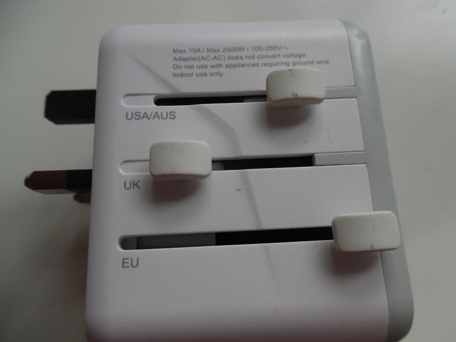 fst travel plug 637a UK EU USA/AUS adapter