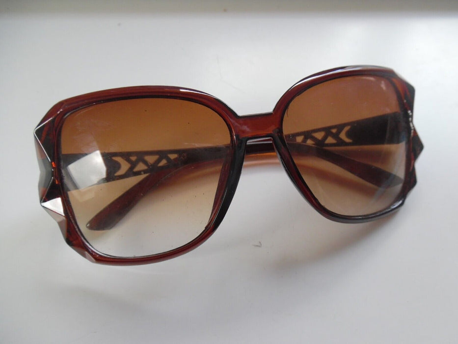 brown fashion sunglasses polarized