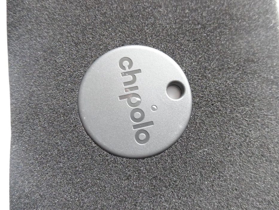 CHIPOLO ONE 2020 - Key Finder, Bluetooth Tracker for Keys, Backpack