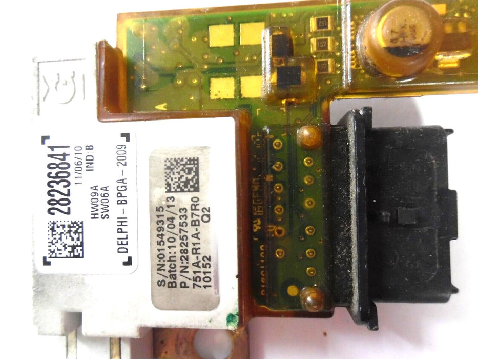 Battery Fuse Box Voltage Module For Citroen C4 Picasso Peugeot 308 3008 28236841
