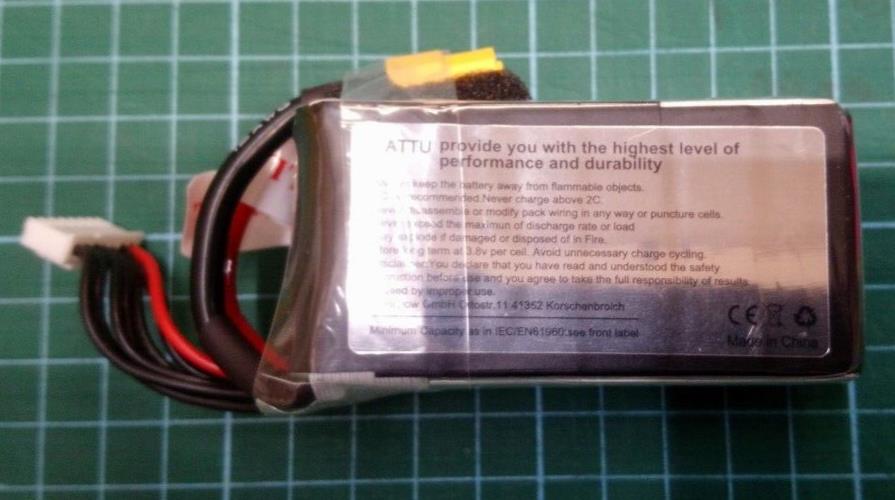 Tattu R-Line Version 3.0 1050mAh 22.2V 120C 6S Lipo Battery Pack w/ XT60 Plug