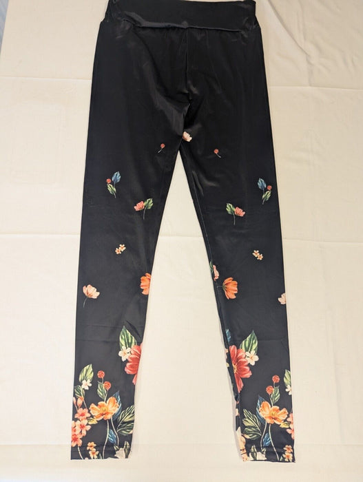 Womans Unbranded Black Floral Leggins Medium