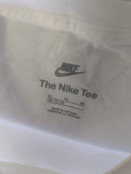 Nike Boys White T Shirt XL (Kids)