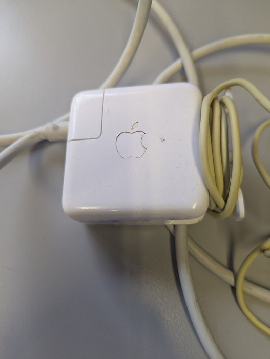 Apple Power Adapter Macbook Air (older models)